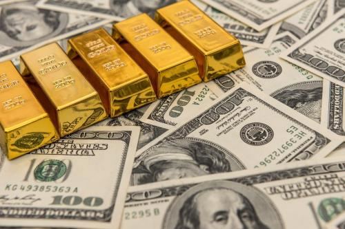 Harga Emas Dunia Bangkit dari Titik Terendah Hampir Sebulan