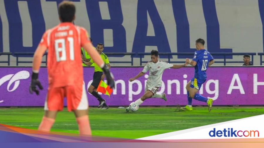 Persib Bandung Comeback Ungguli PSM Makassar 3-1