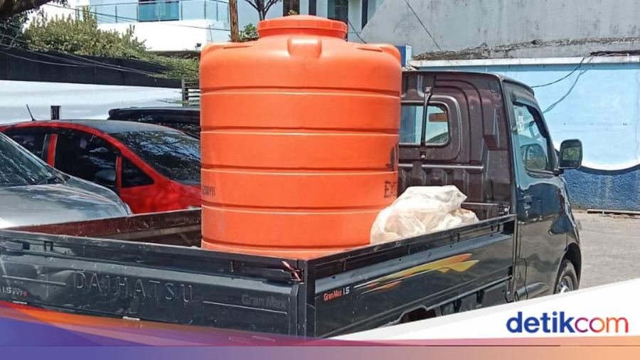 PDAM Makassar Siapkan 6 Pikap Pasok Air Bersih ke Lorong-Lorong Sempit