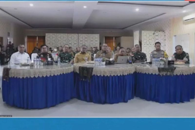 Gubernur minta dukungan kapal Ferry ke Palue untuk distribusi bantuan