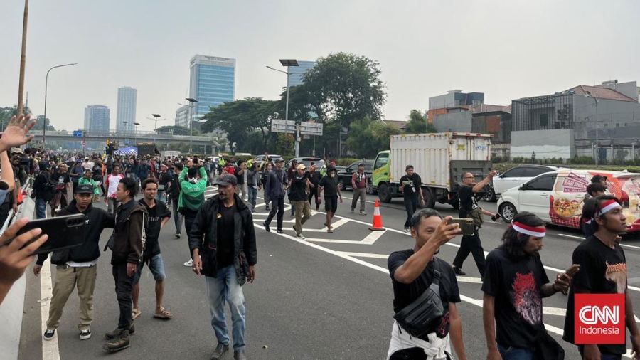 Polisi Periksa Puluhan Orang Diduga Terafiliasi Kelompok Anarko