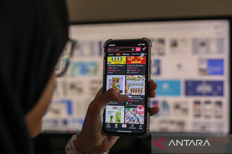 Saat konsumen tak lagi terpaku pada satu kanal belanja