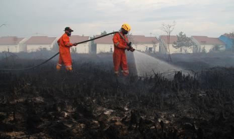 Karhulta di Kawasan Gunung Geulis Sukabumi, Api Diduga dari Pinggir Jalan