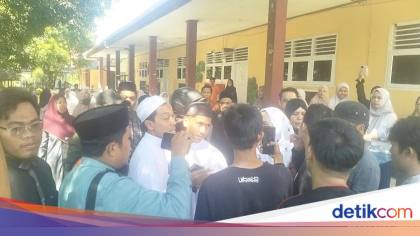 Bentrok Ortu Siswa SPIDI Vs Massa Ponpes Maros Dipicu Sengketa Lahan Keluarga