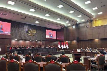 MK nyatakan Pasal 240 dan 241 KUHP bertentangan dengan UUD