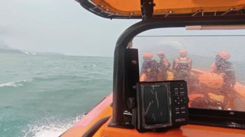 5 Fakta Terbaru Pencarian 5 Jurnalis yang Hilang Kontak saat Meliput Gunung Anak Krakatau, Area Pencarian Kini Diperluas